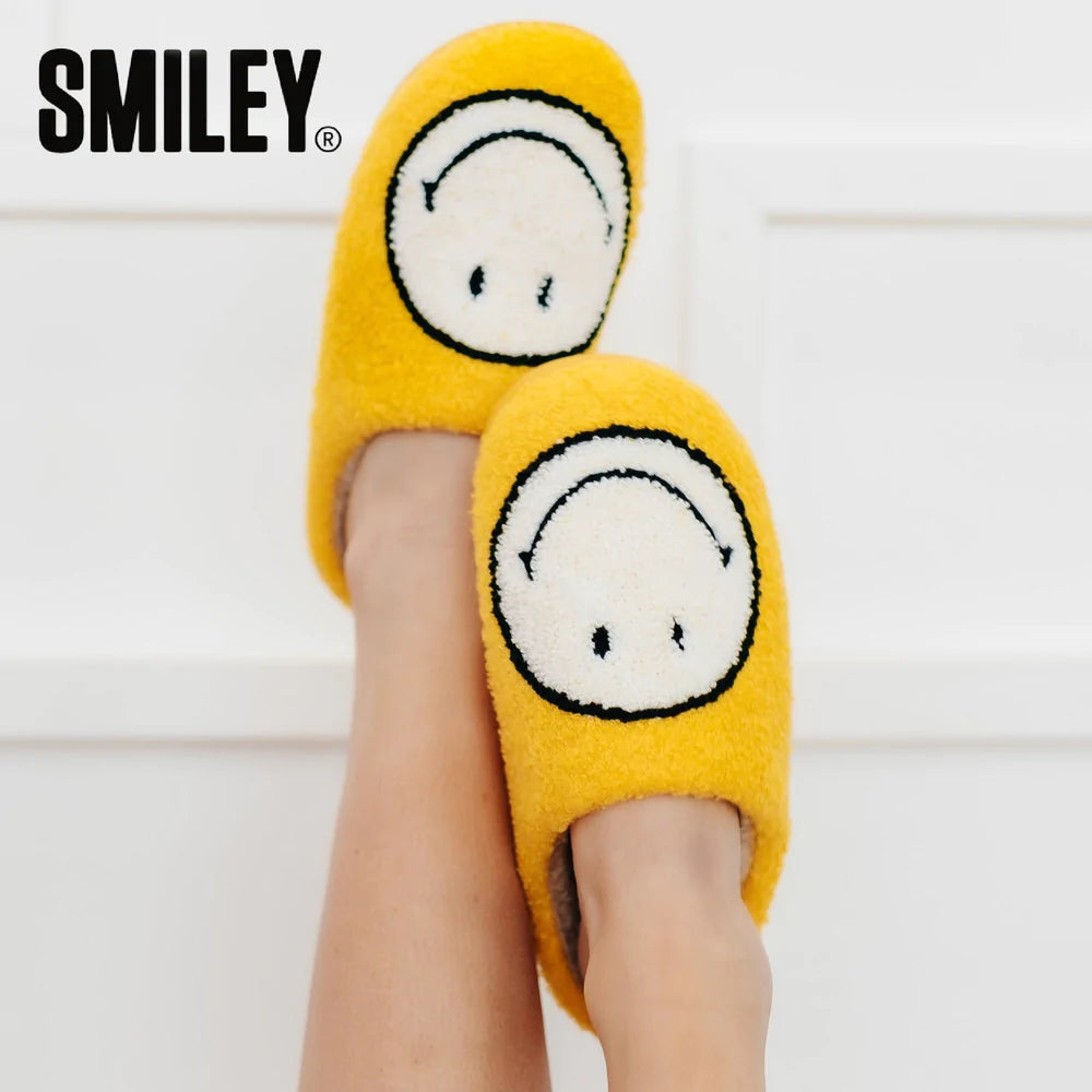 SMILEY® X PRETTY SIMPLE ORIGINAL SMILEY SLIPPERS